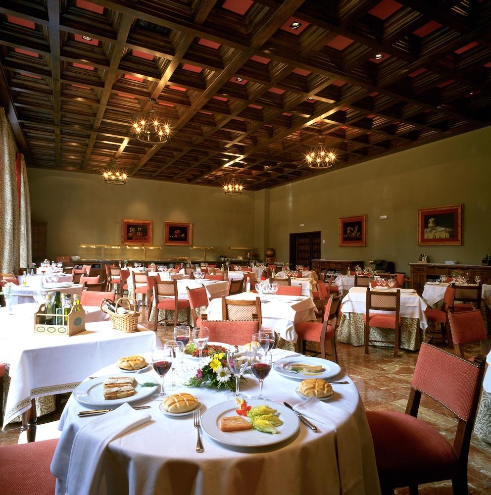 Parador De Tordesillas Exterior photo